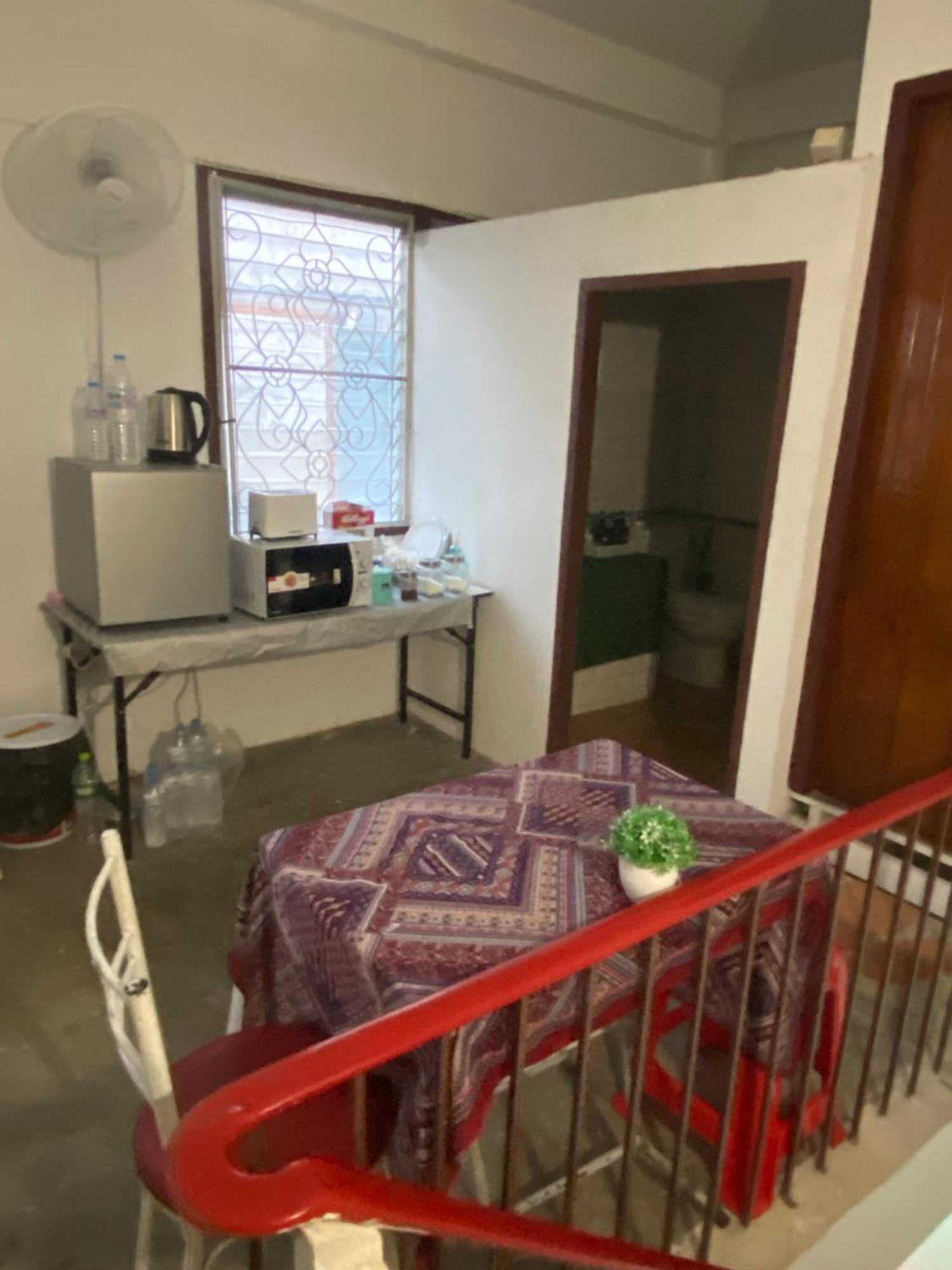 Sleep Break Hostel Sathon 曼谷 外观 照片