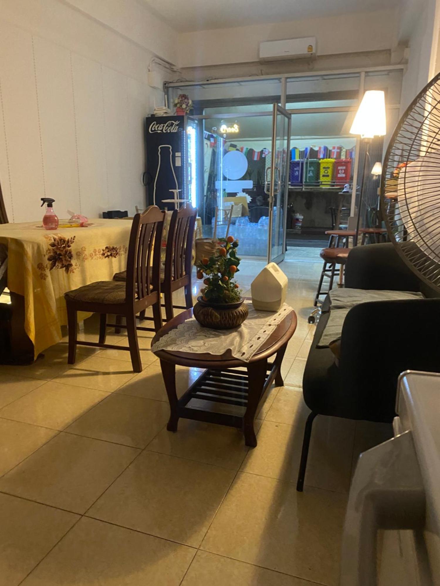 Sleep Break Hostel Sathon 曼谷 外观 照片